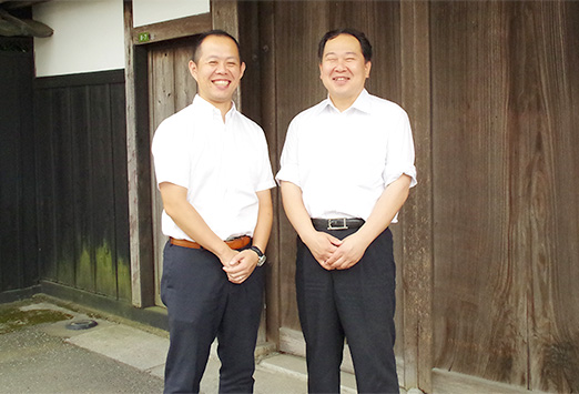 左：代表、大和田　右：東京都　R社様